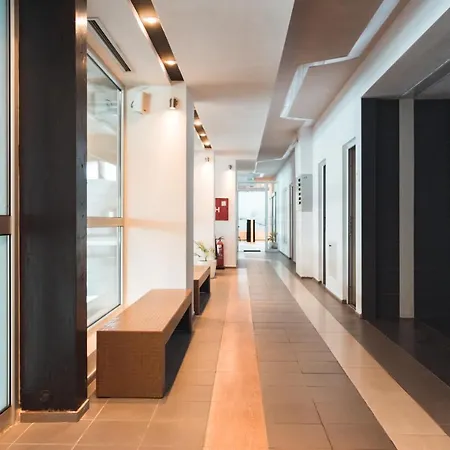 Lepenski Vir מלון 2*