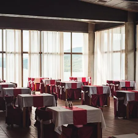 מלון Lepenski Vir