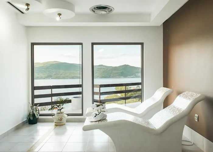 Lepenski Vir 2* Donji Milanovac